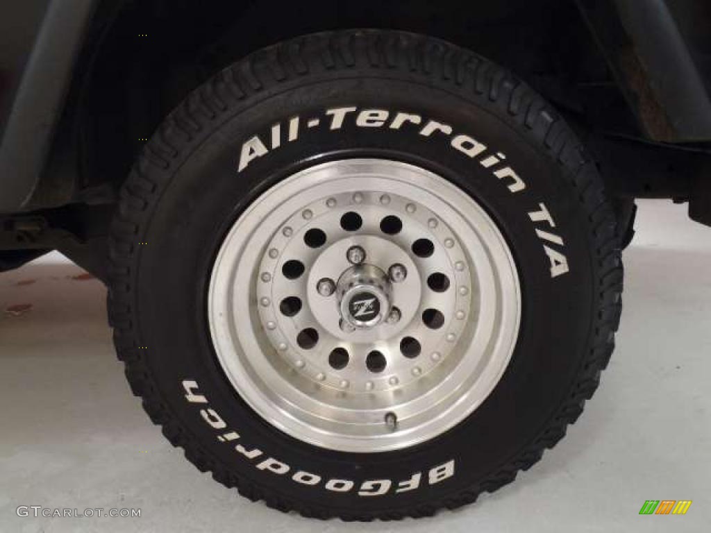 1999 Jeep Wrangler SE 4x4 Custom Wheels Photo #40138029