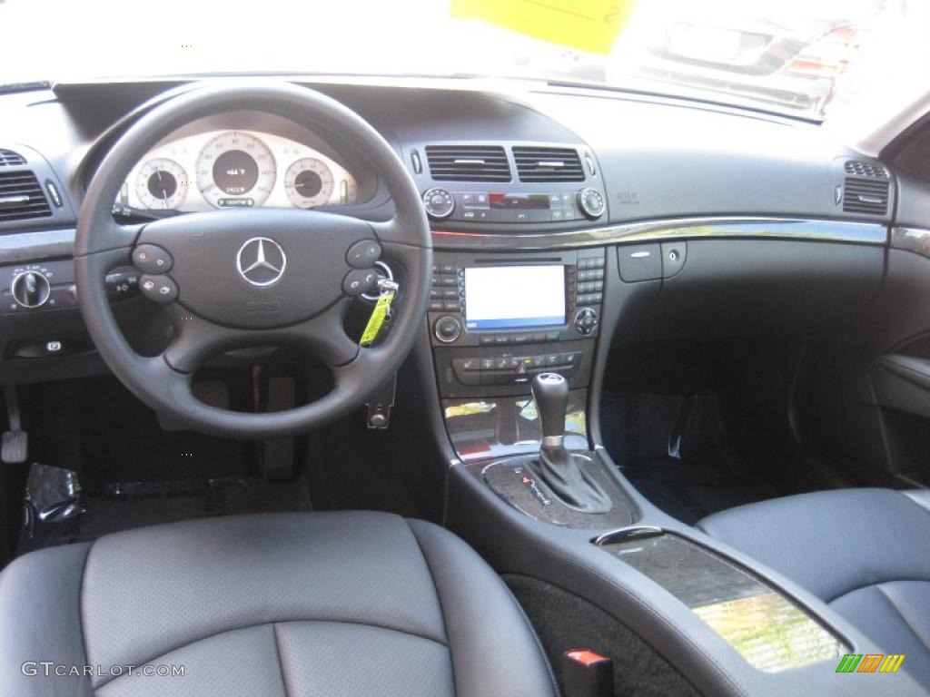 2008 E 350 Sedan - Flint Grey Metallic / Black photo #20