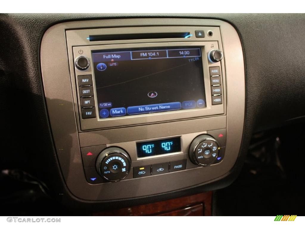 2009 Buick Lucerne Super Controls Photo #40138301