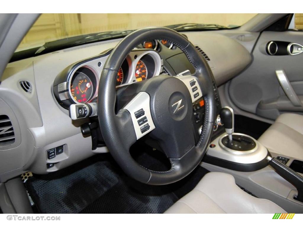 2008 Nissan 350Z Enthusiast Roadster Frost Dashboard Photo #40139457