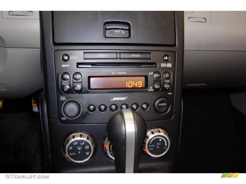 2008 Nissan 350Z Enthusiast Roadster Controls Photo #40139557