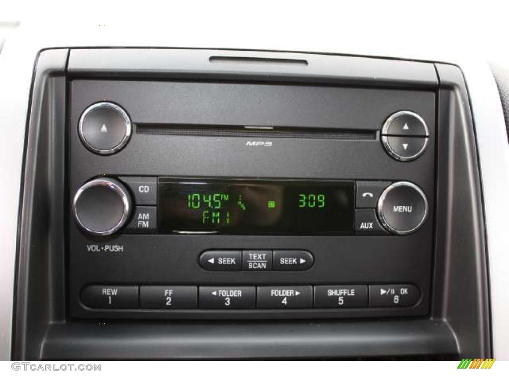 2008 Mercury Mountaineer AWD Controls Photo #40139713