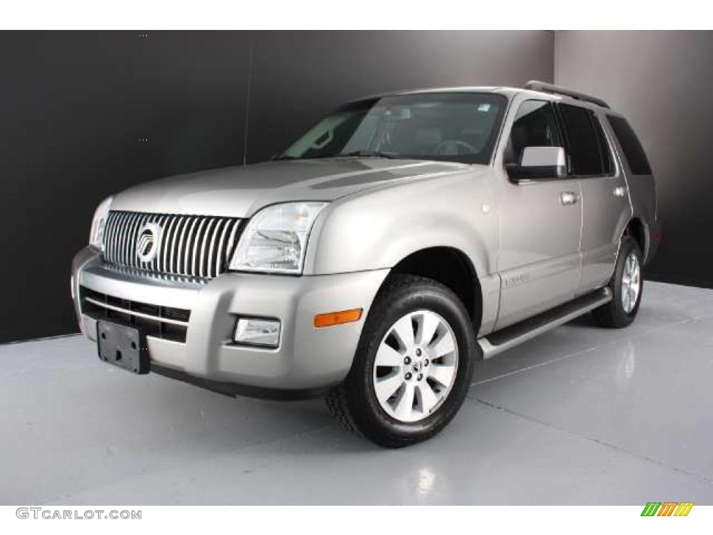 Silver Birch Metallic 2008 Mercury Mountaineer AWD Exterior Photo #40139897