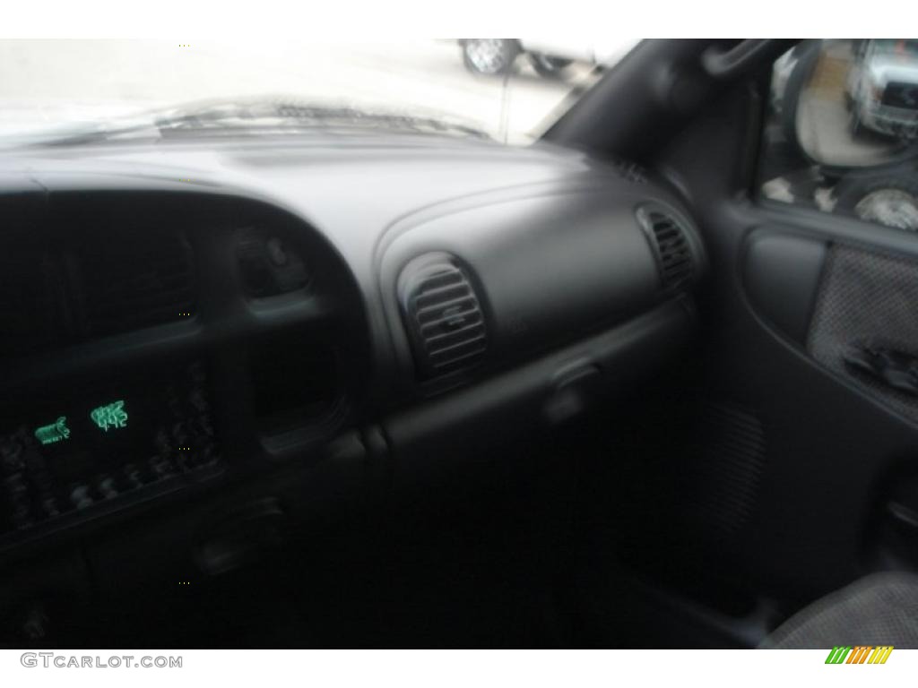 2000 Ram 2500 SLT Regular Cab 4x4 - Light Driftwood Satin Glow / Mist Gray photo #45