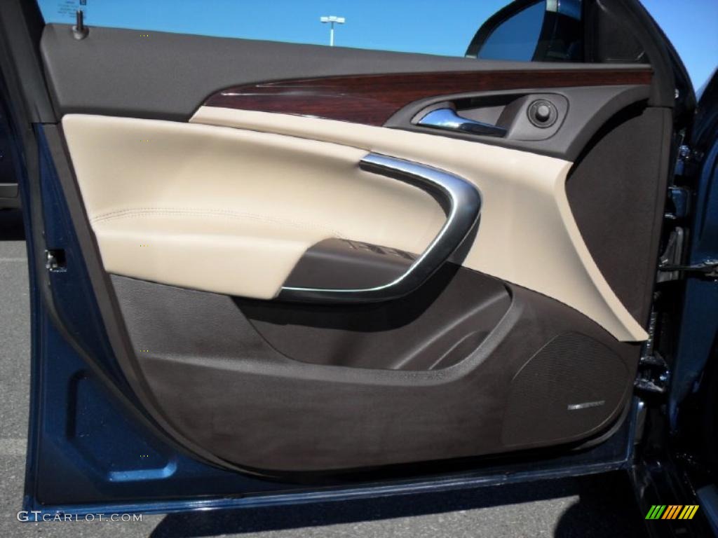 2011 Buick Regal CXL Cashmere Door Panel Photo #40145305