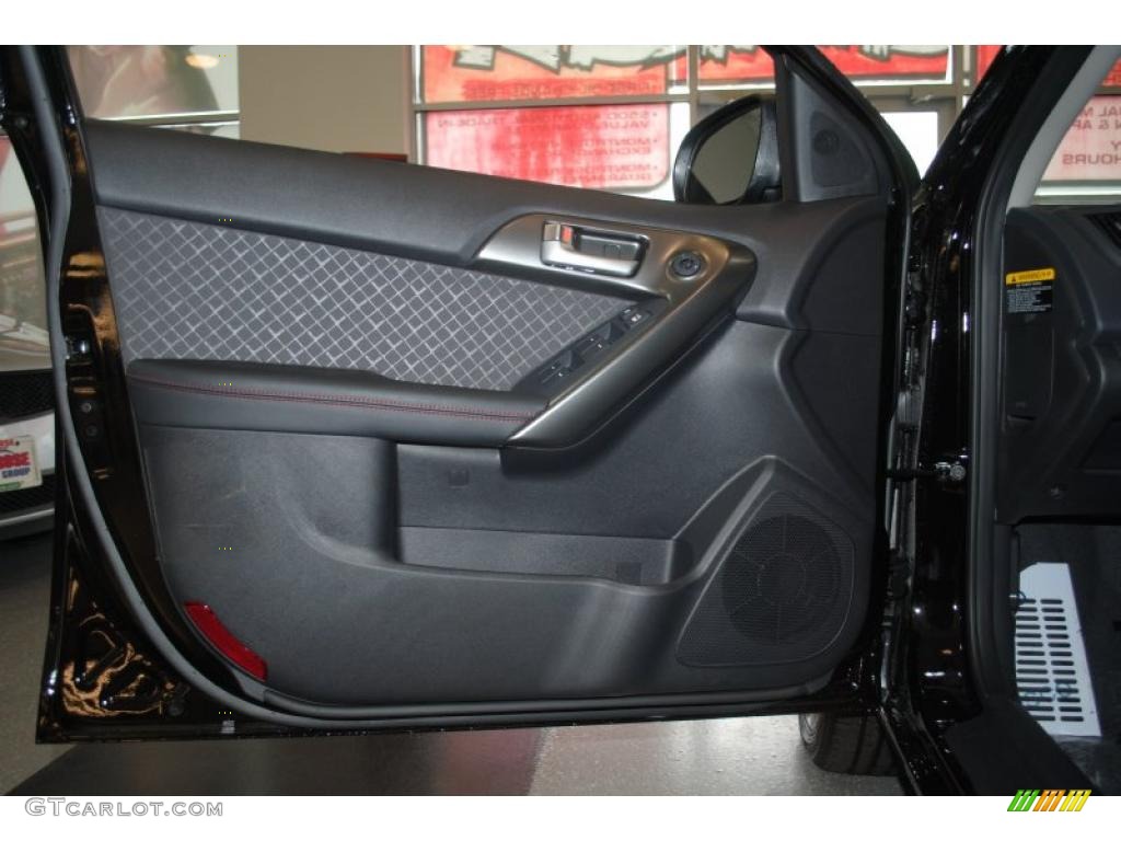 2011 Kia Forte SX Door Panel Photos