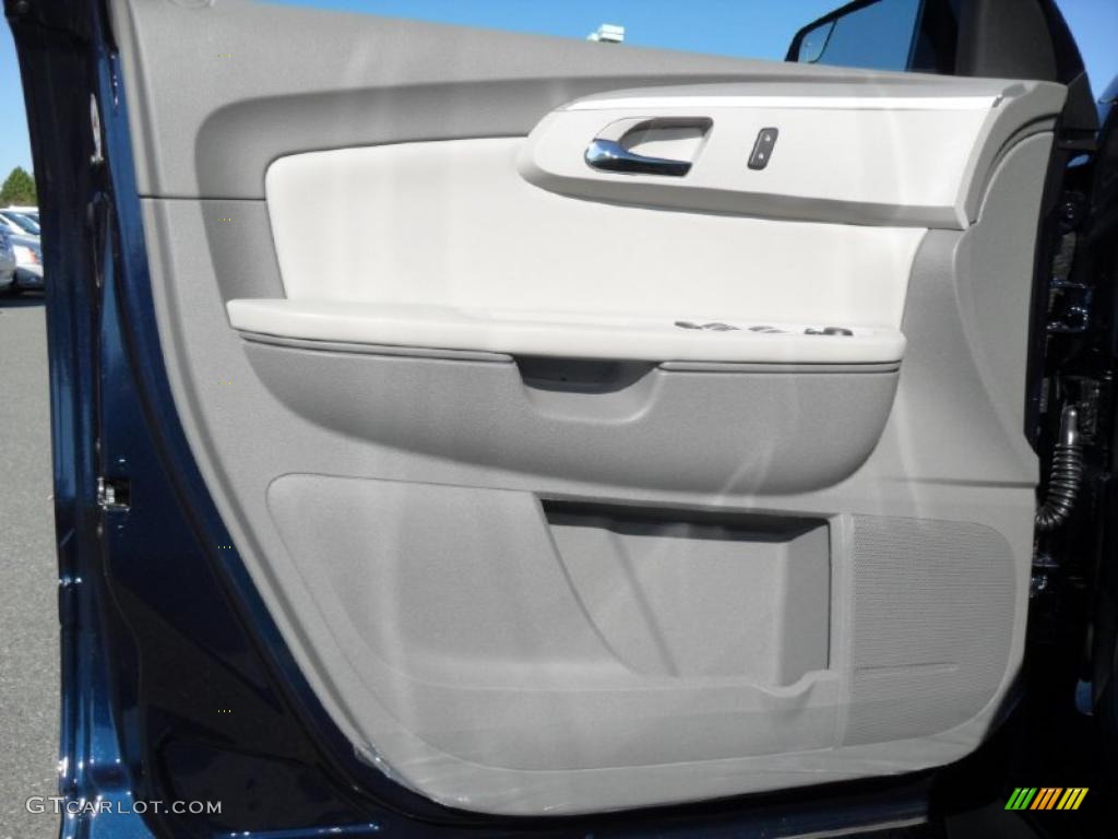 2011 Traverse LT - Dark Blue Metallic / Dark Gray/Light Gray photo #9