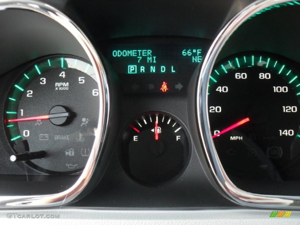 2011 Traverse LT - Dark Blue Metallic / Dark Gray/Light Gray photo #12