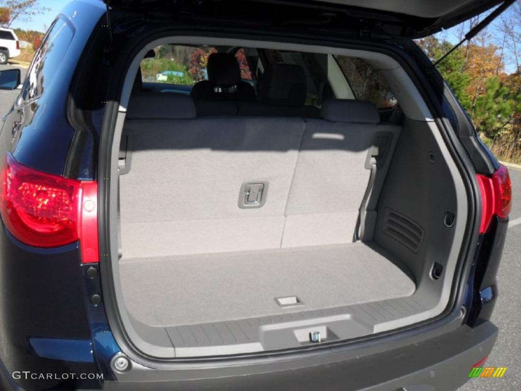 2011 Traverse LT - Dark Blue Metallic / Dark Gray/Light Gray photo #16