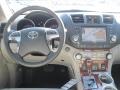 2011 Classic Silver Metallic Toyota Highlander Limited  photo #15