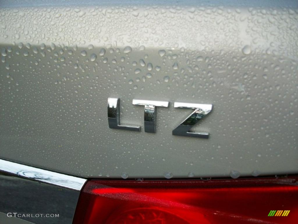 2011 Cruze LTZ - Gold Mist Metallic / Cocoa/Light Neutral Leather photo #6