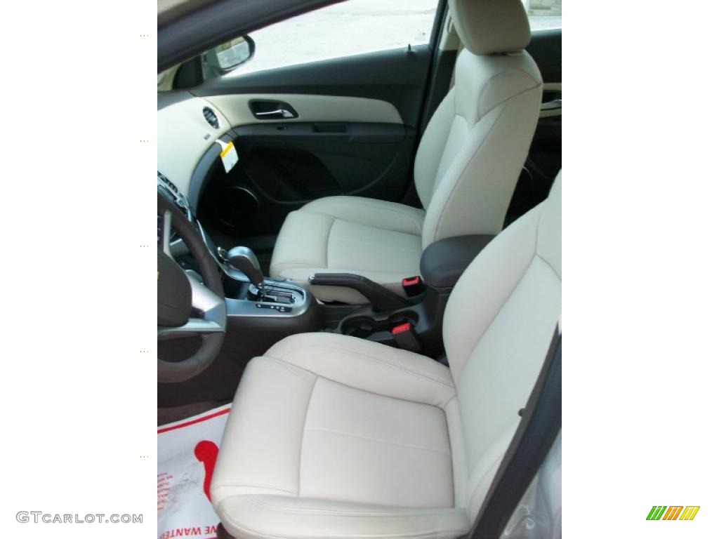 2011 Cruze LTZ - Gold Mist Metallic / Cocoa/Light Neutral Leather photo #8