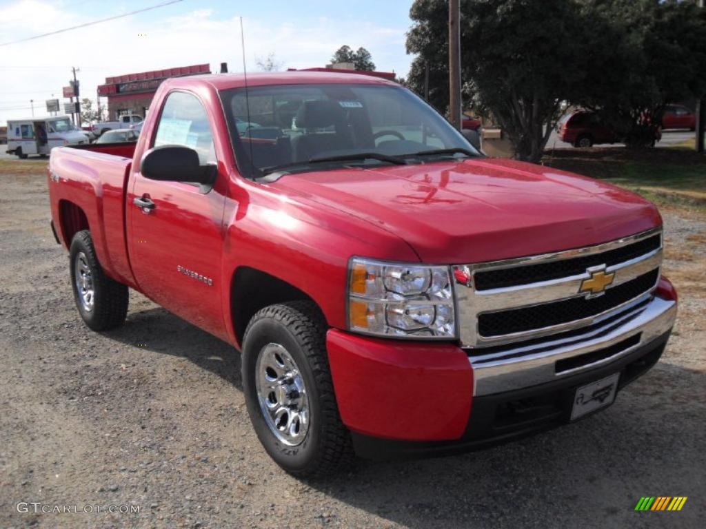 Victory Red 2011 Chevrolet Silverado 1500 Regular Cab 4x4 Exterior Photo #40155425