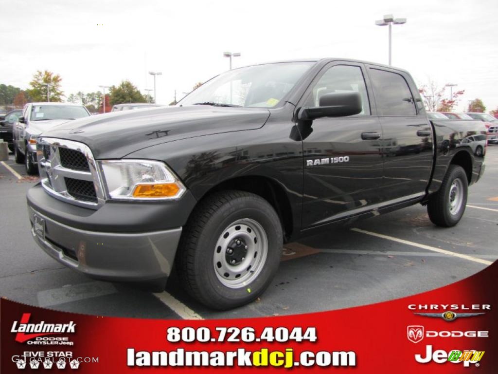 2011 Ram 1500 ST Crew Cab - Brilliant Black Crystal Pearl / Dark Slate Gray/Medium Graystone photo #1