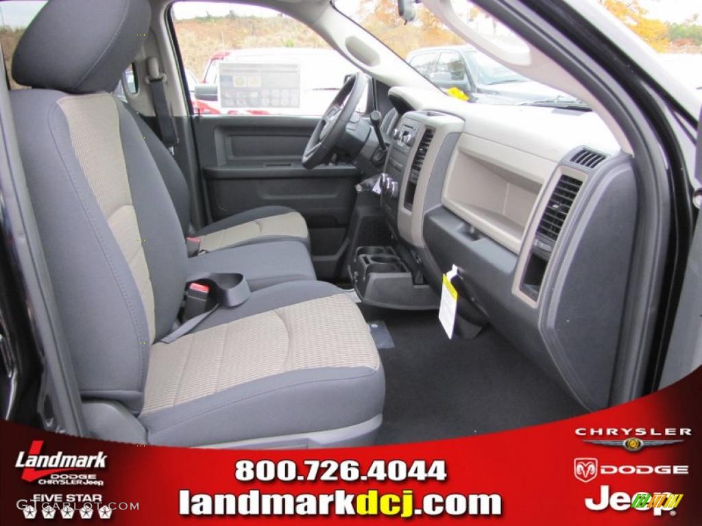 2011 Ram 1500 ST Quad Cab - Brilliant Black Crystal Pearl / Dark Slate Gray/Medium Graystone photo #9