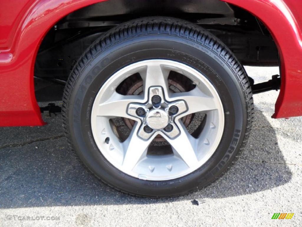 2003 Chevrolet S10 LS Extended Cab Wheel Photo #40157953