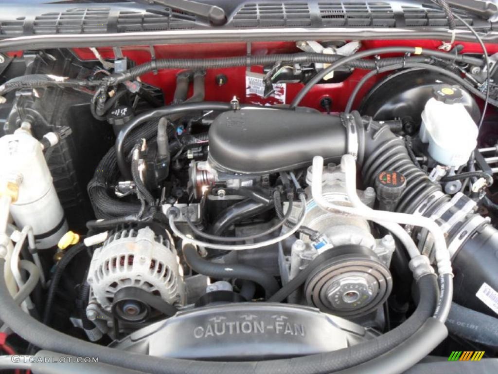 2003 Chevrolet S10 LS Extended Cab 4.3 Liter OHV 12V Vortec V6 Engine Photo...