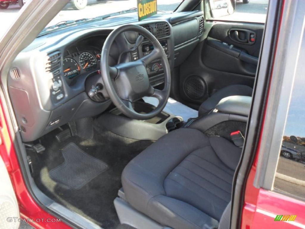 Graphite Interior 2003 Chevrolet S10 LS Extended Cab Photo #40158069