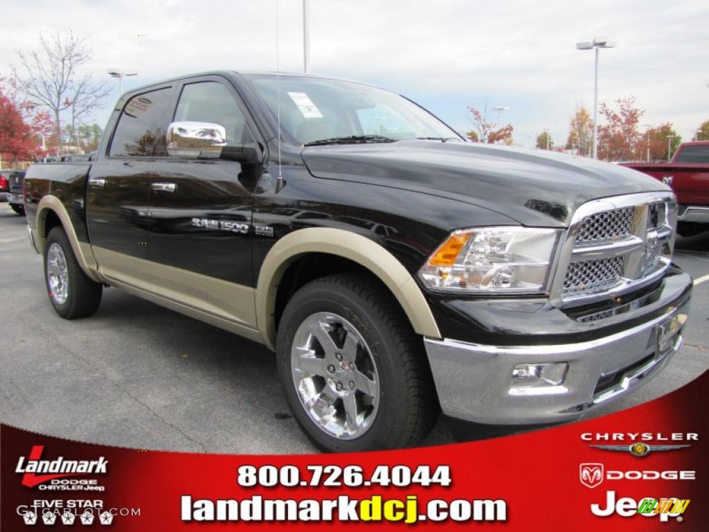 2011 Ram 1500 Laramie Crew Cab - Brilliant Black Crystal Pearl / Light Pebble Beige/Bark Brown photo #4