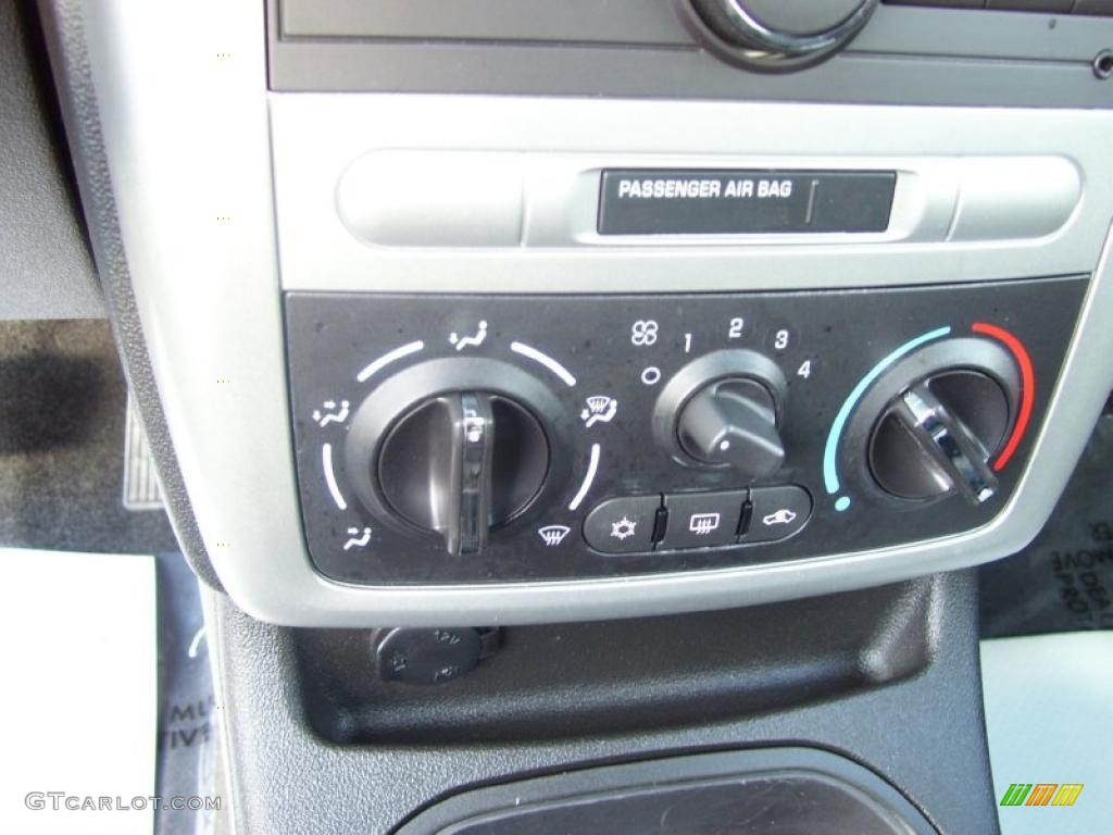 2010 Chevrolet Cobalt LT Coupe Controls Photo #40161221