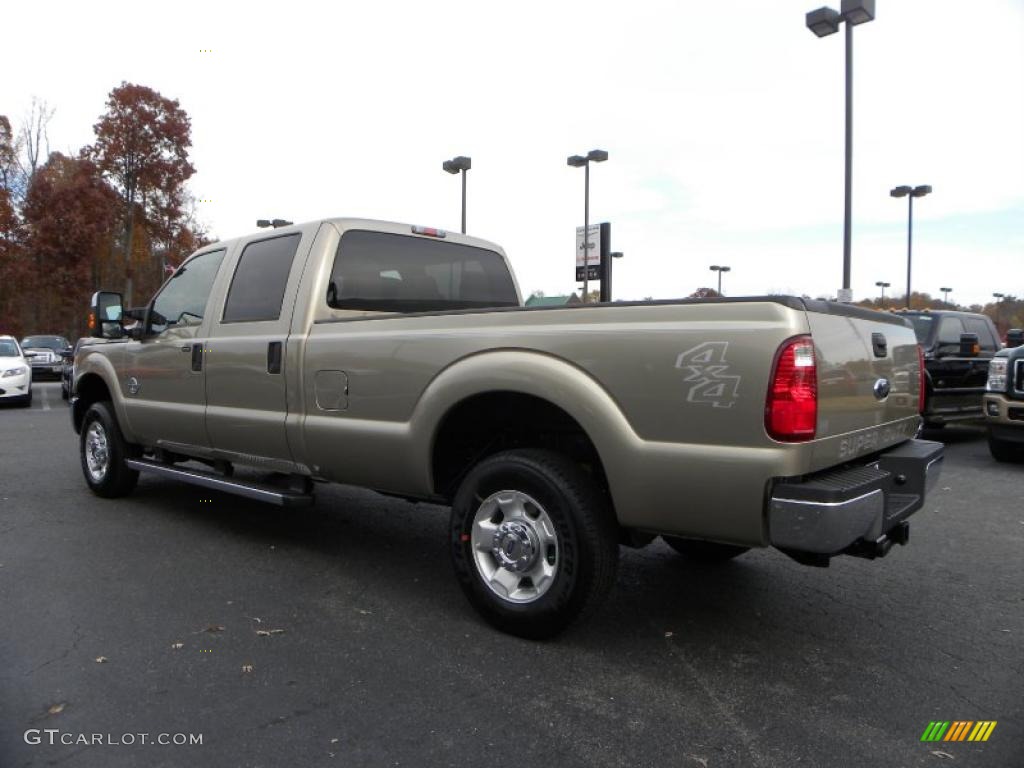 2011 F250 Super Duty XLT Crew Cab 4x4 - Pale Adobe Metallic / Adobe Two Tone Leather photo #30