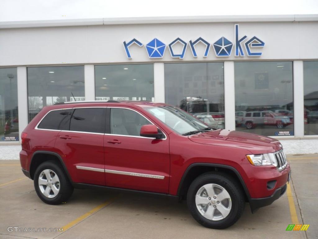 2011 Grand Cherokee Laredo X Package 4x4 - Inferno Red Crystal Pearl / Dark Graystone/Medium Graystone photo #1