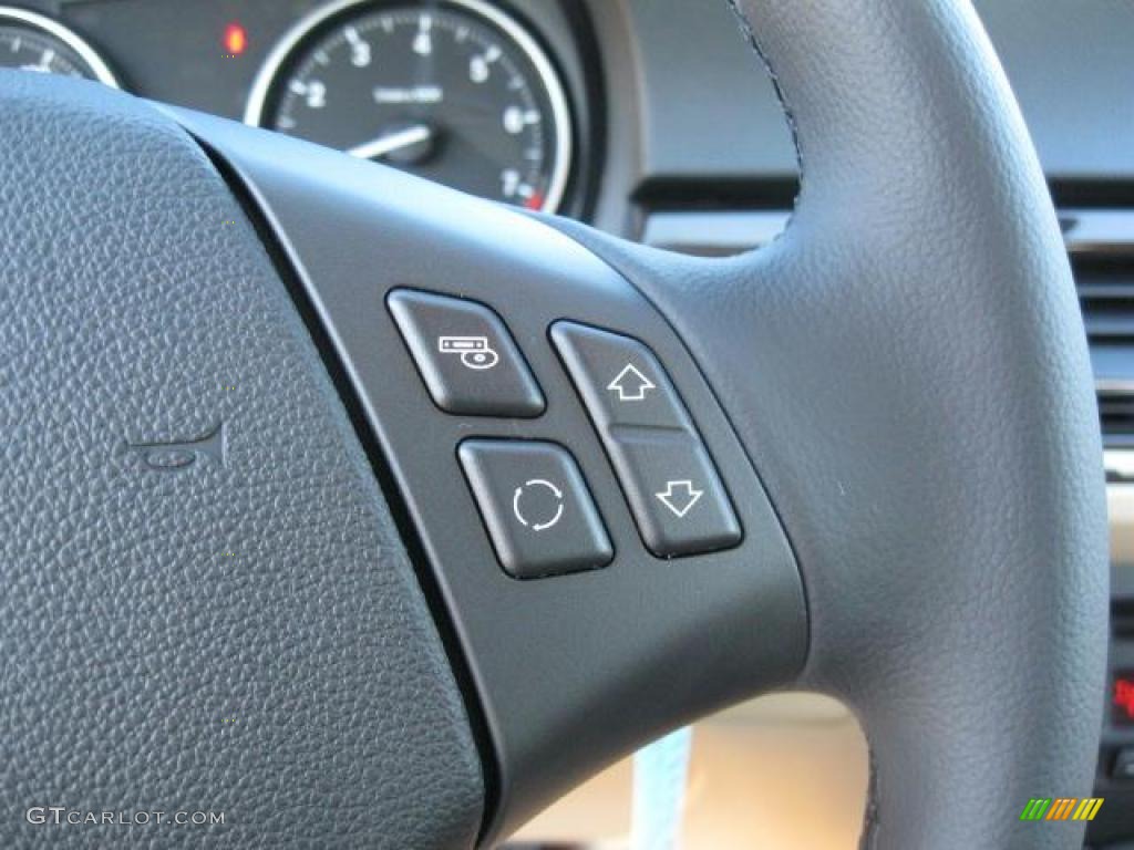 2011 BMW 3 Series 328i Sedan Controls Photo #40165173
