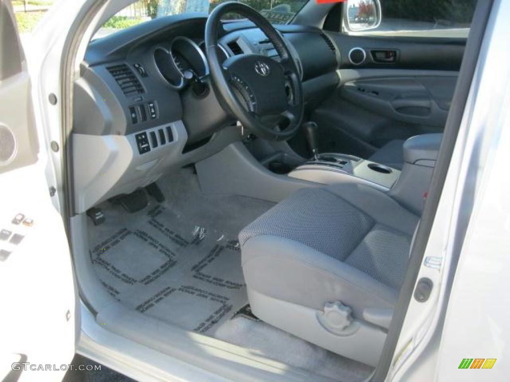 Graphite Gray Interior 2006 Toyota Tacoma V6 TRD Sport Double Cab 4x4 Photo #40166477