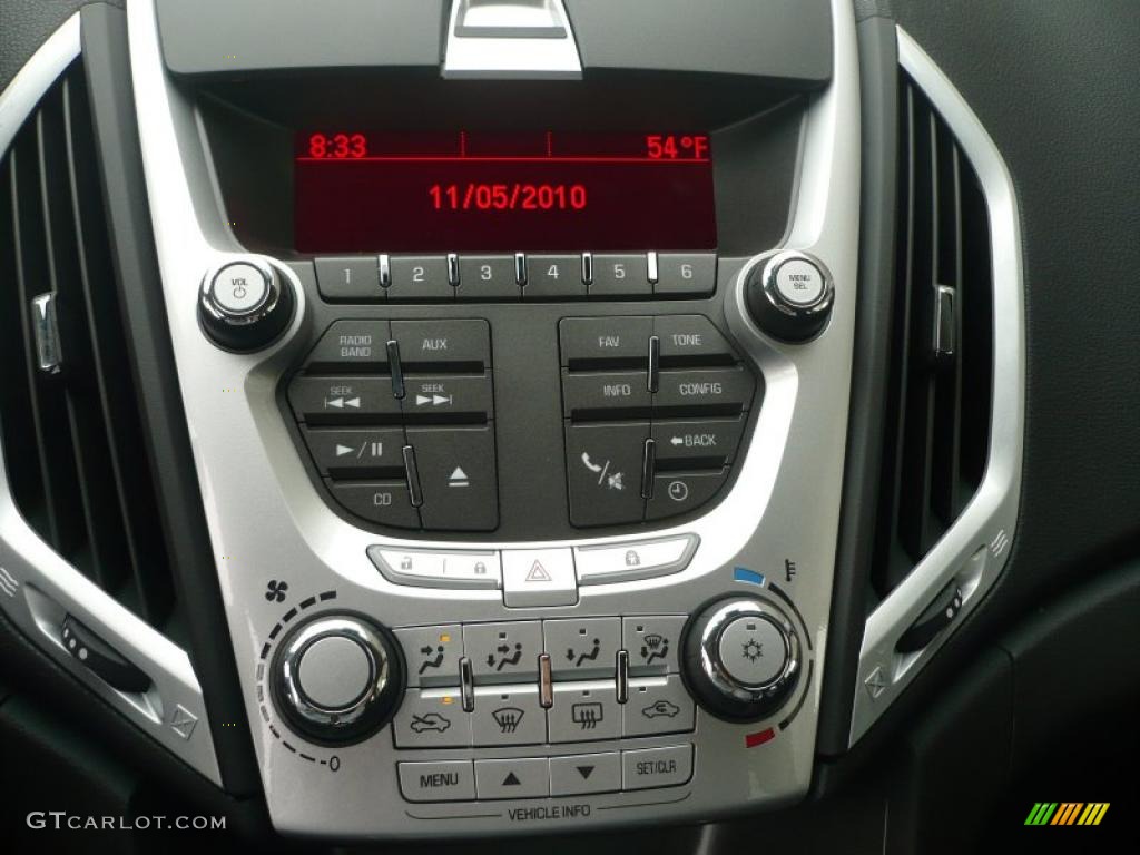 2011 GMC Terrain SLE AWD Controls Photo #40167113