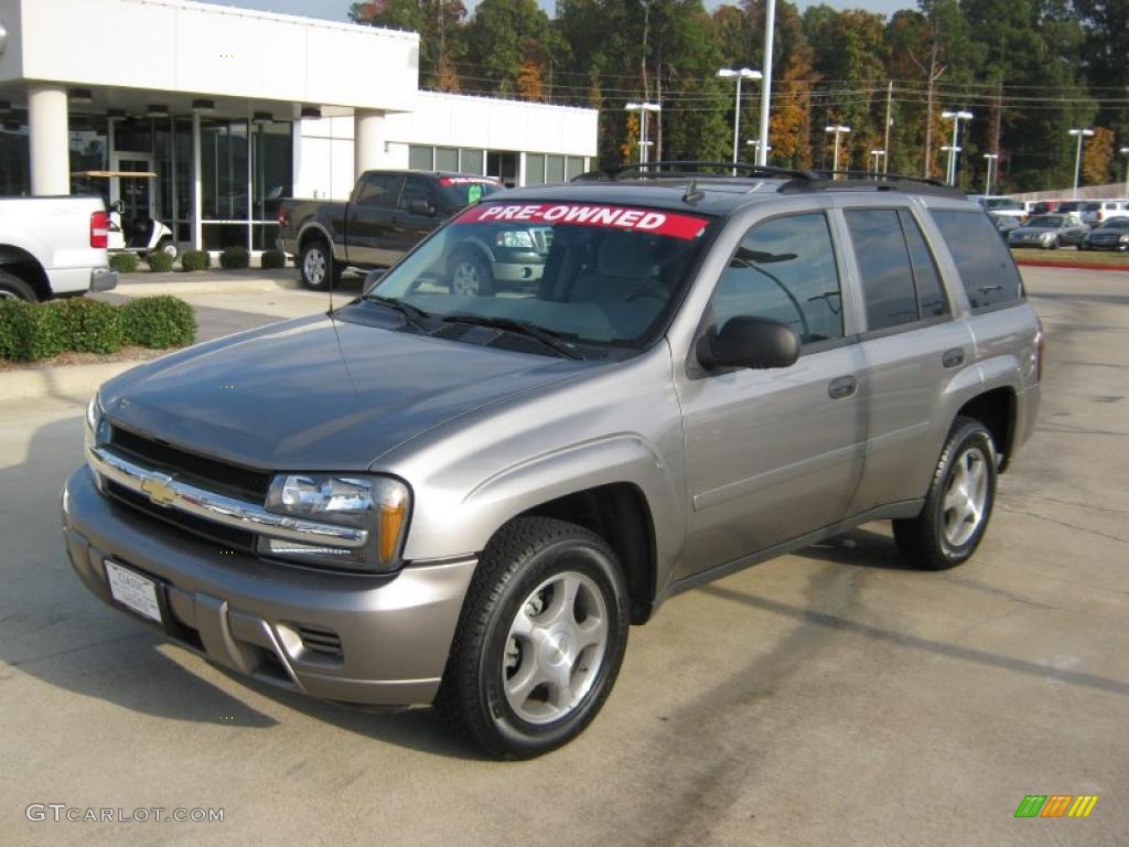 Graystone Metallic Chevrolet TrailBlazer