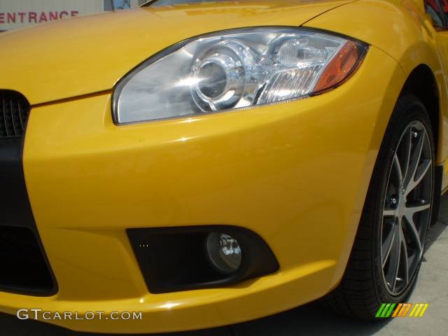 2009 Eclipse GT Coupe - Solar Satin Yellow / Dark Charcoal photo #5
