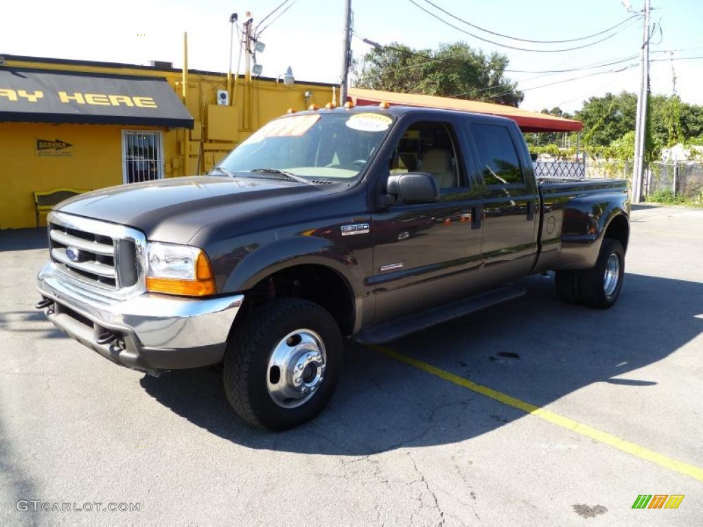 2005 F350 Super Duty Lariat Crew Cab 4x4 Dually - Dark Stone Metallic / Tan photo #3