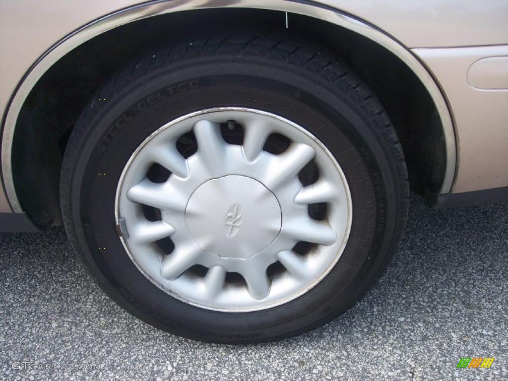 1995 Buick Riviera Coupe Wheel Photo #40173077