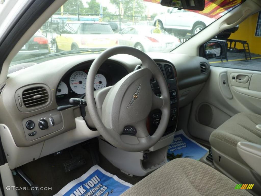Medium Slate Gray Interior 2007 Chrysler Town & Country LX Photo #40173769