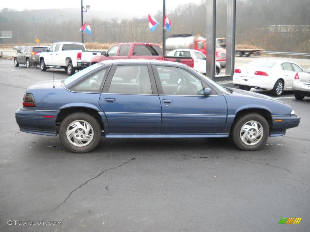Medium Blue Metallic 1994 Pontiac Grand Prix SE Sedan Exterior Photo #40174921