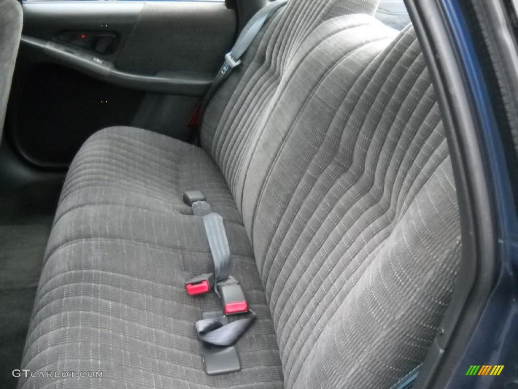 1994 Pontiac Grand Prix SE Sedan Interior Color Photos