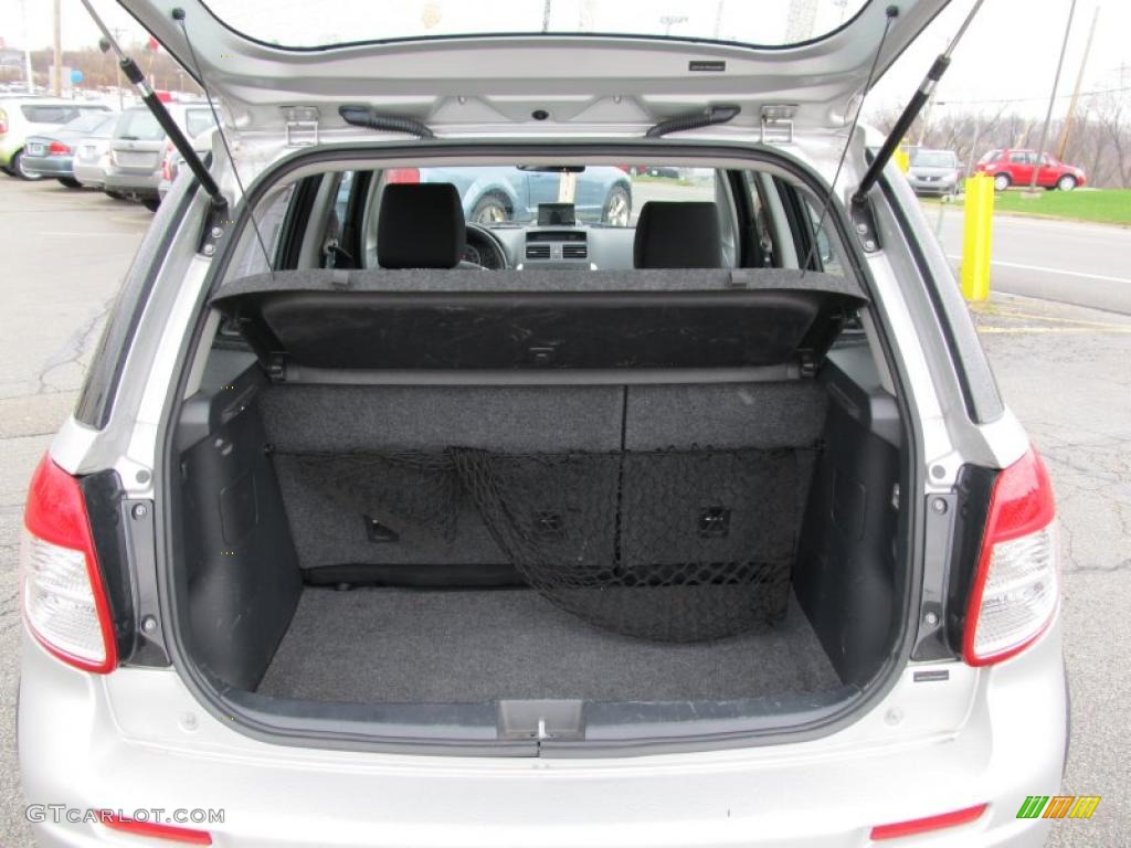 2009 Suzuki SX4 Crossover Technology Trunk Photo #40175773