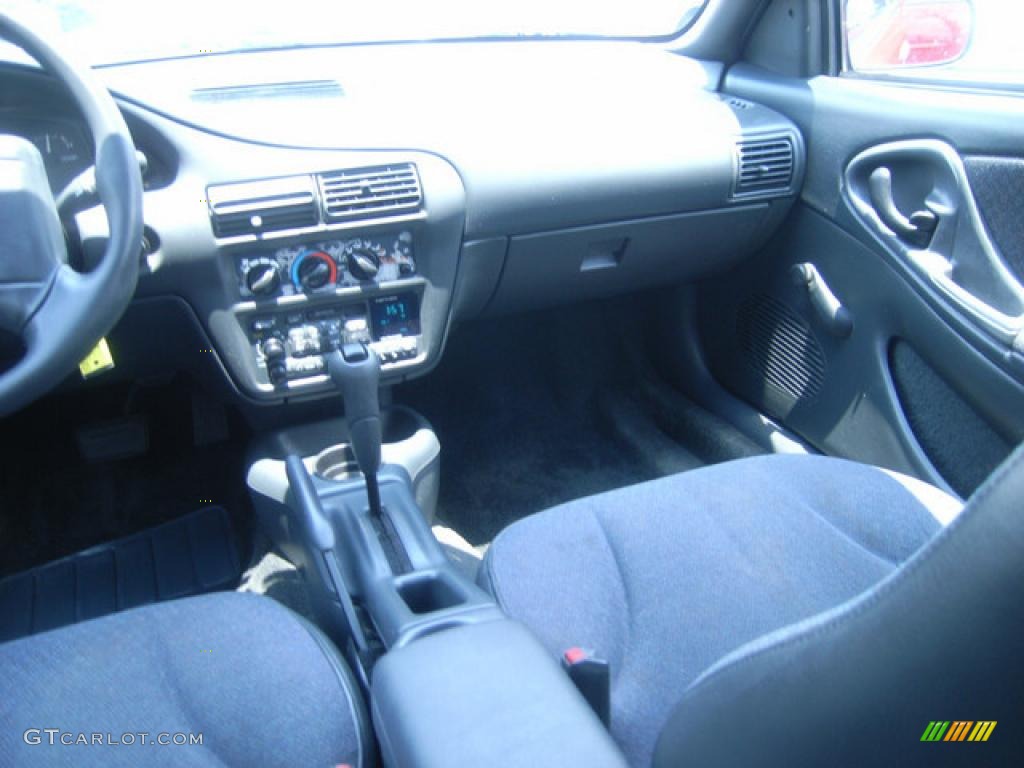 1996 Cavalier Sedan - Bright Red / Dark Gray photo #15