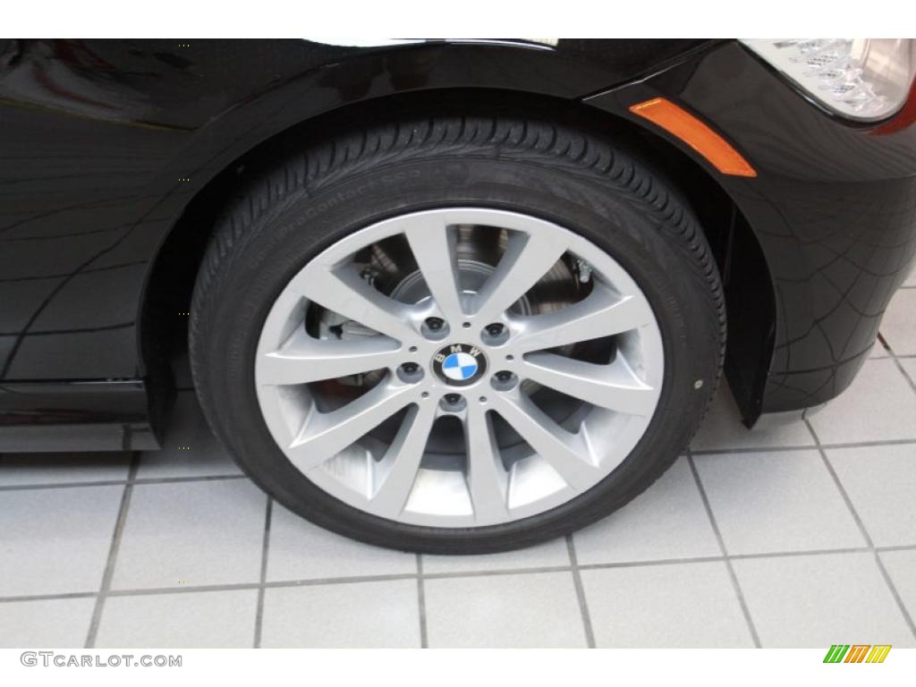 2011 3 Series 328i Sedan - Jet Black / Black photo #18