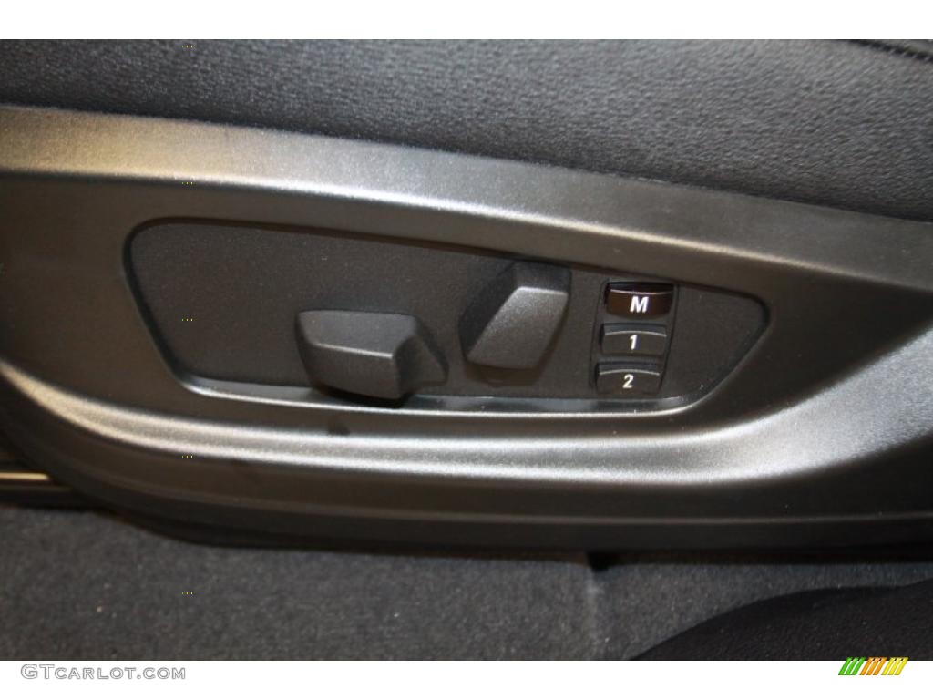 2011 BMW X5 xDrive 35d Controls Photo #40178598
