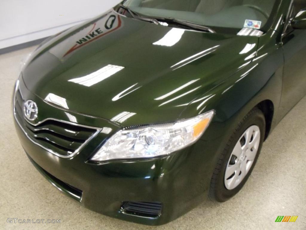 2011 Camry LE - Spruce Green Mica / Ash photo #5