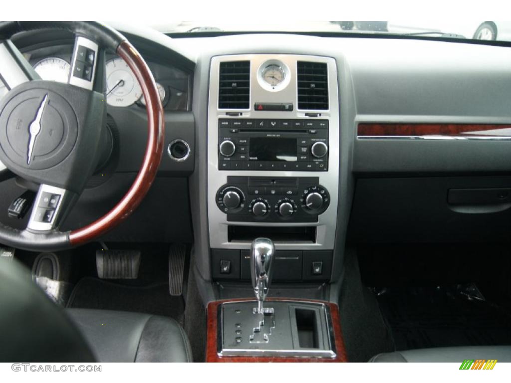 Dark Slate Gray Interior 2008 Chrysler 300 C HEMI AWD Photo #40188507