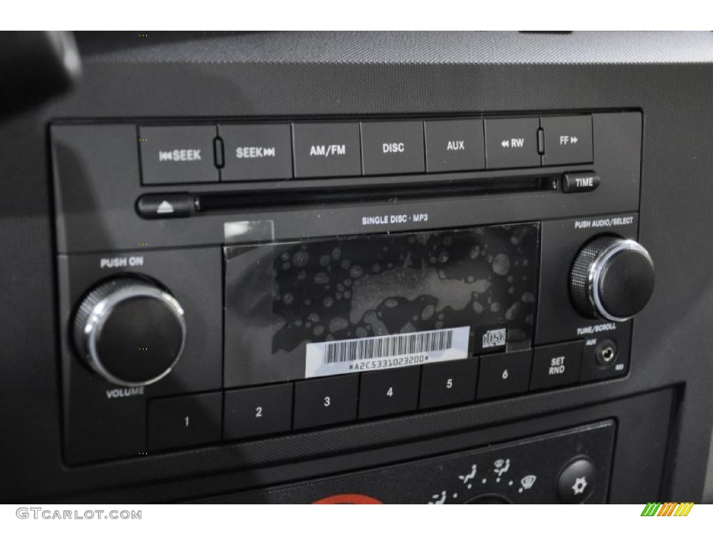 2011 Dodge Dakota Big Horn Extended Cab Controls Photo #40192155