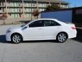 Super White - Camry SE Photo No. 2