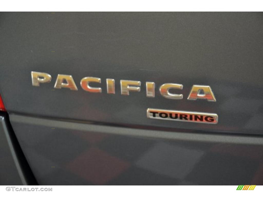 2005 Pacifica Touring AWD - Magnesium Green Pearl / Dark Slate Gray photo #6