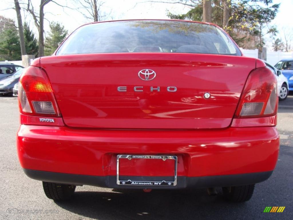 2001 ECHO Sedan - Absolutely Red / Warm Gray photo #5