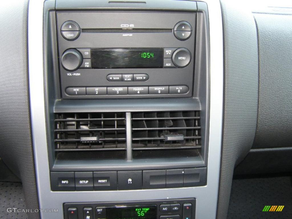 2006 Mercury Mountaineer Luxury AWD Controls Photo #40197292