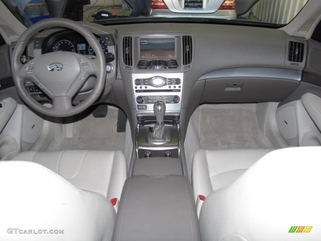 Stone Interior 2010 Infiniti G 37 Sedan Photo #40199656