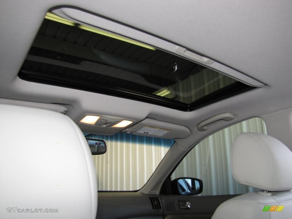 2010 Infiniti G 37 Sedan Sunroof Photos