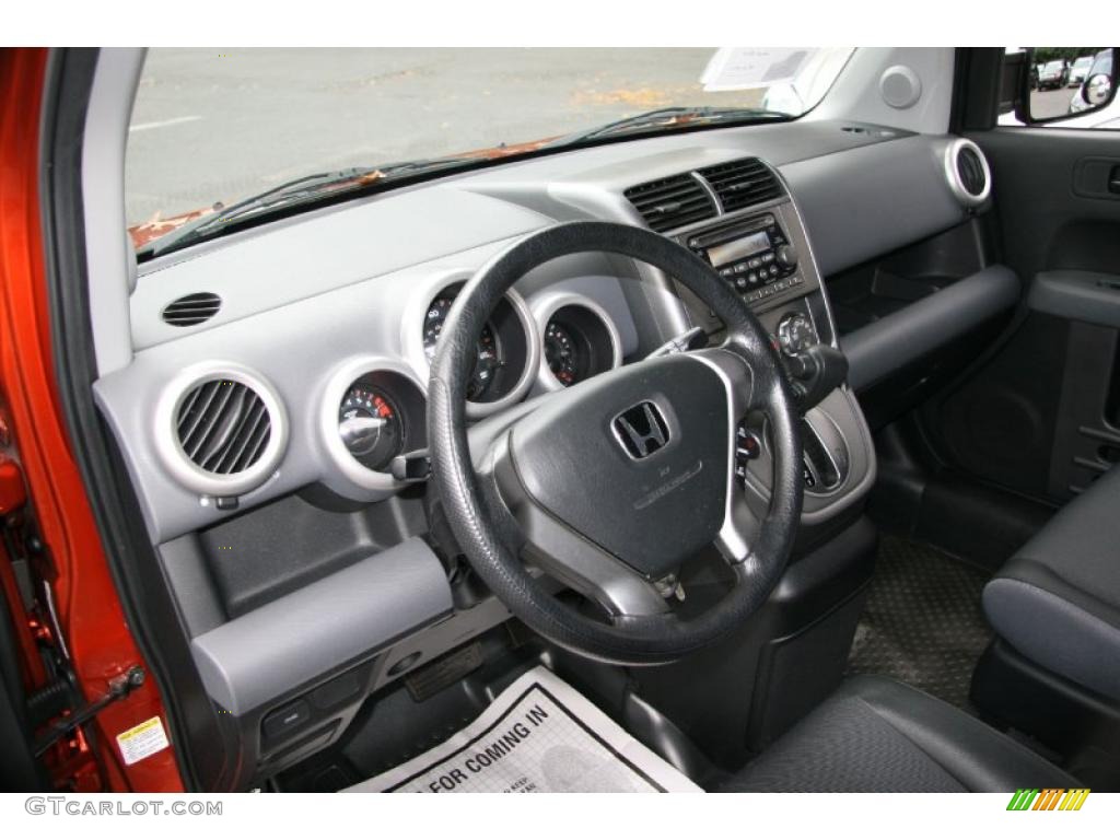 Black Interior 2004 Honda Element EX AWD Photo #40200456